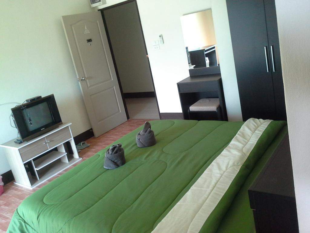 Bansappoori Aparthotel Lamphun Ngoại thất bức ảnh