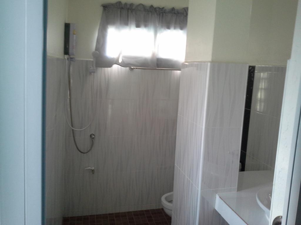 Bansappoori Aparthotel Lamphun Ngoại thất bức ảnh